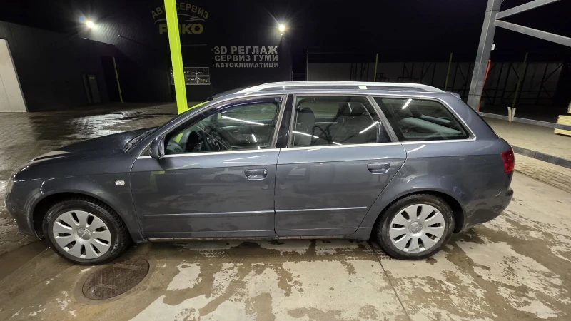 Audi A4 2.0TDI Avant, снимка 3 - Автомобили и джипове - 49416576