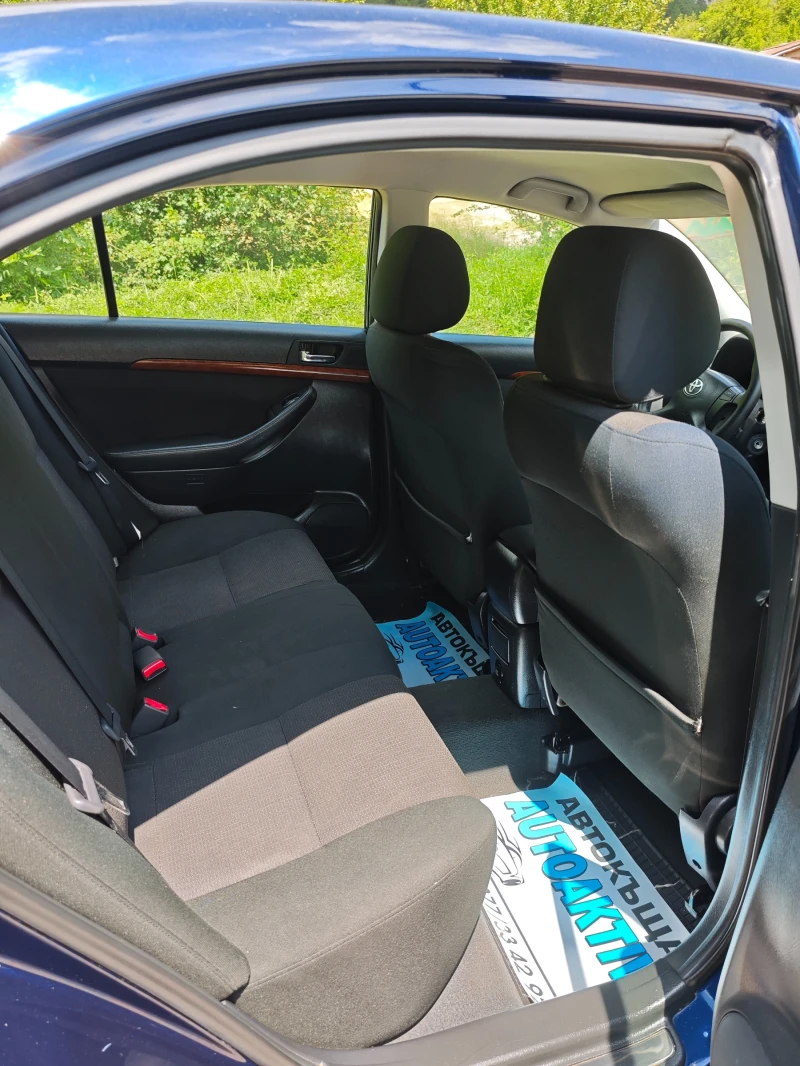 Toyota Avensis 2.0D4D СЕДАН, снимка 9 - Автомобили и джипове - 50878627