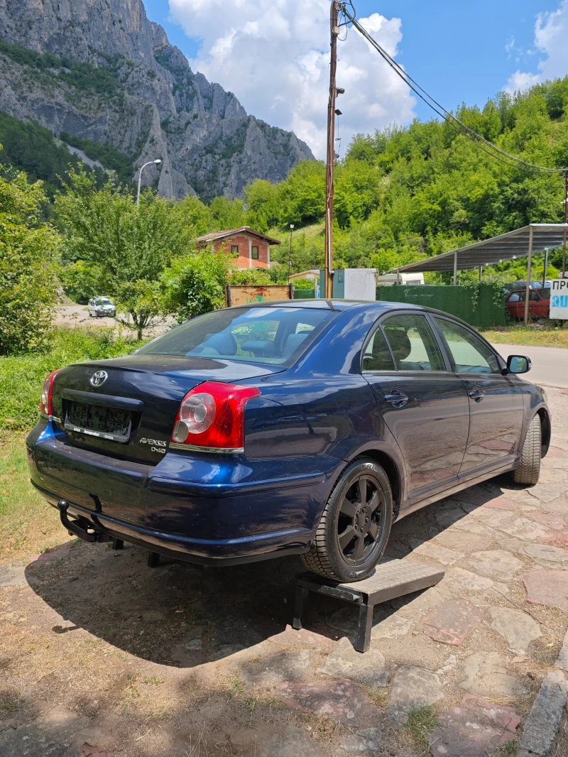 Toyota Avensis 2.0D4D СЕДАН, снимка 5 - Автомобили и джипове - 50878627