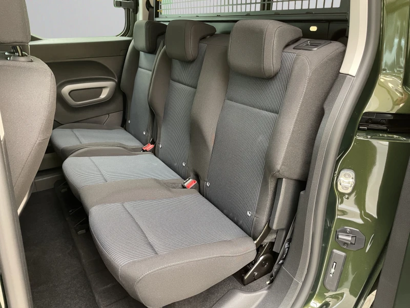 Fiat Doblo Combi Standard N1 1.5 BlueHDI 130 EAT8 Euro 6, снимка 13 - Автомобили и джипове - 52413293