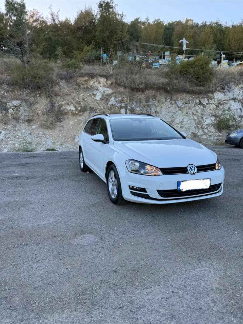 VW Golf 1.6 TDI, снимка 2 - Автомобили и джипове - 51748323