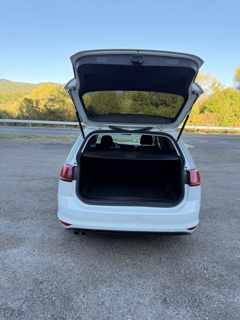 VW Golf 1.6 TDI, снимка 5 - Автомобили и джипове - 51748323