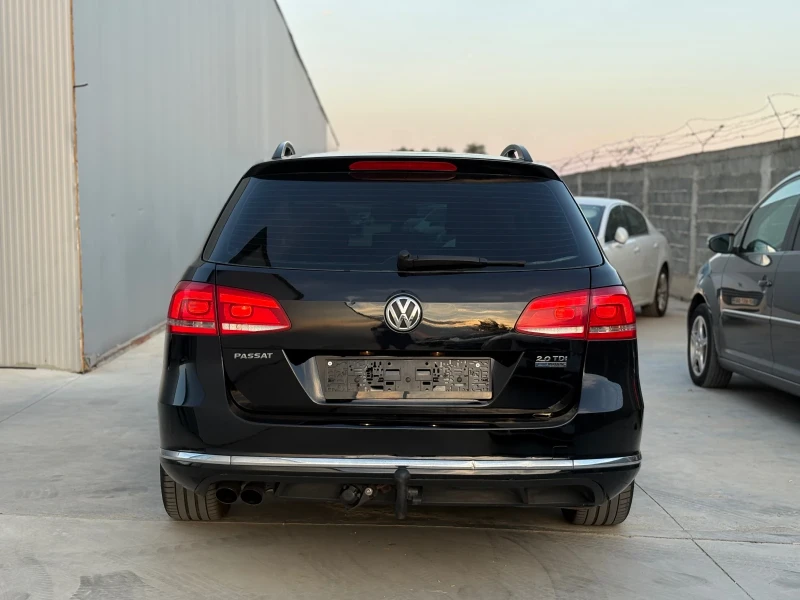 VW Passat 2.0 TDI* HighLine* 170кс* Navi* Подгрев* Кожа* , снимка 4 - Автомобили и джипове - 51827666