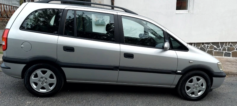Opel Zafira 2.0 DTL 16V, снимка 4 - Автомобили и джипове - 52477922