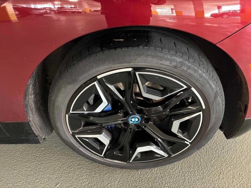 BMW iX * CARFAX * БЕЗ ПЪРВОНАЧАЛНА ВНОСКА, снимка 7 - Автомобили и джипове - 52908750