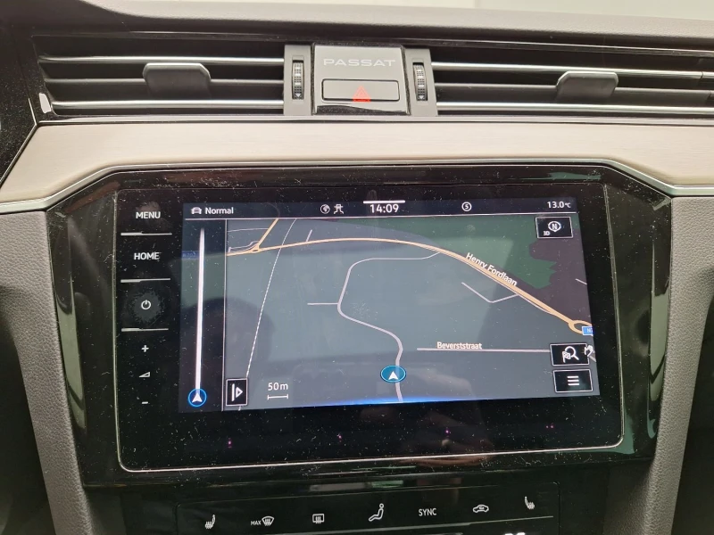 VW Passat Дигитал Панорама IQ, снимка 7 - Автомобили и джипове - 53102817