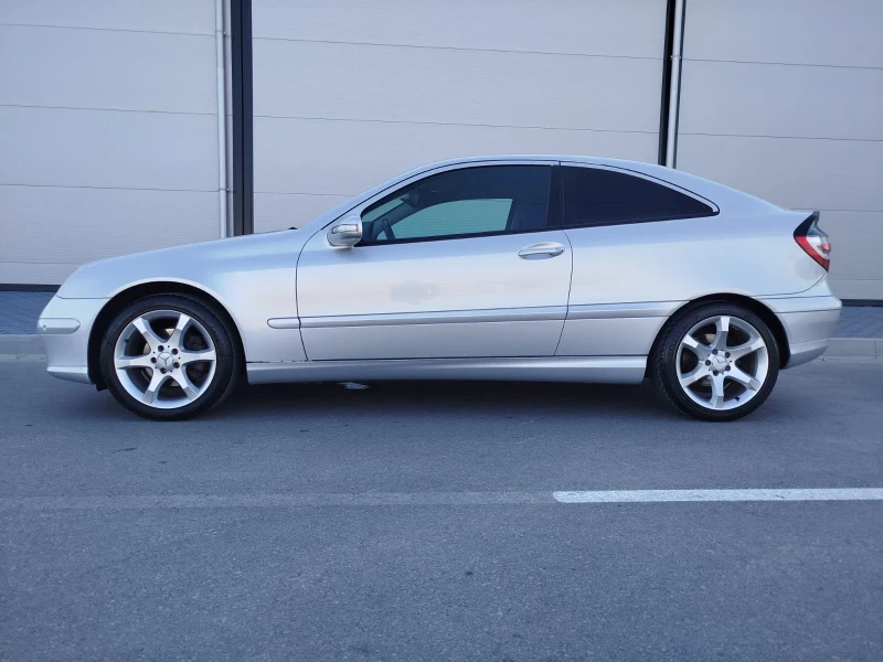 Mercedes-Benz 180, снимка 3 - Автомобили и джипове - 53222855