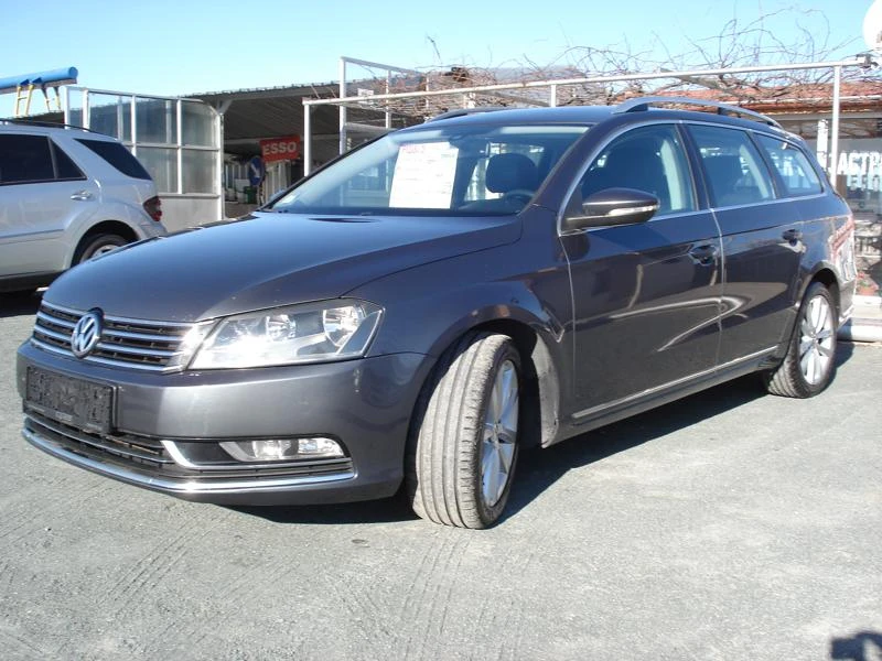 VW Passat 2, 0TDI140ksNAVIAVTOMATIKHIGHLINEEU5 - изображение 3