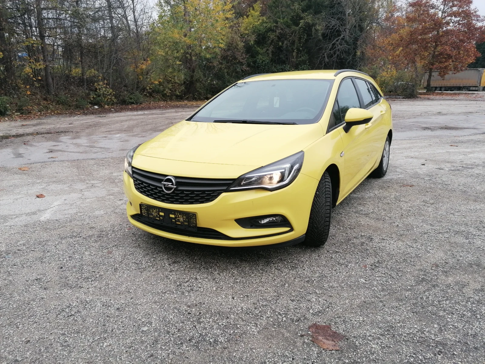 Opel Astra 1.4 100kc Швейцария , снимка 1