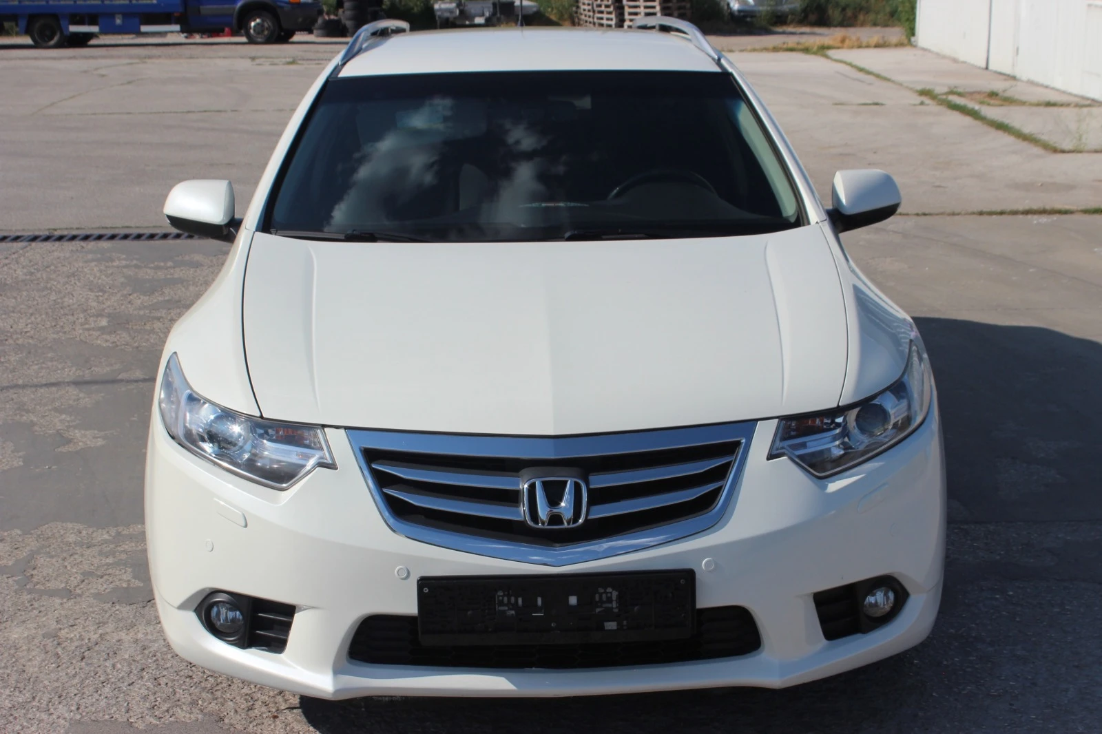 Honda Accord 2.2ictdi 150к.с Facelift - изображение 2