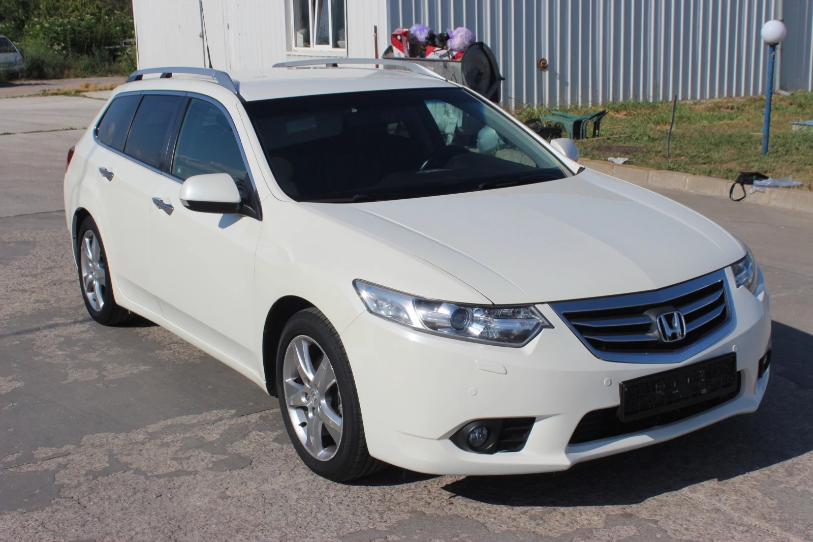 Honda Accord 2.2ictdi 150к.с Facelift - изображение 3