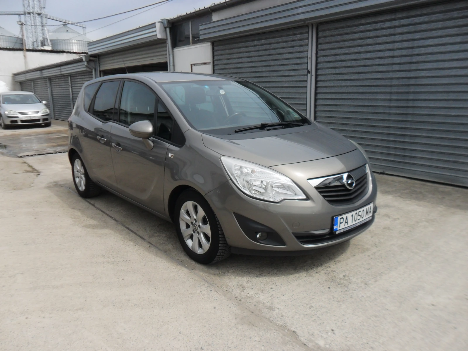 Opel Meriva 1, 4I-GAS-KLIMA-Обслужена и регистрирана. - изображение 4