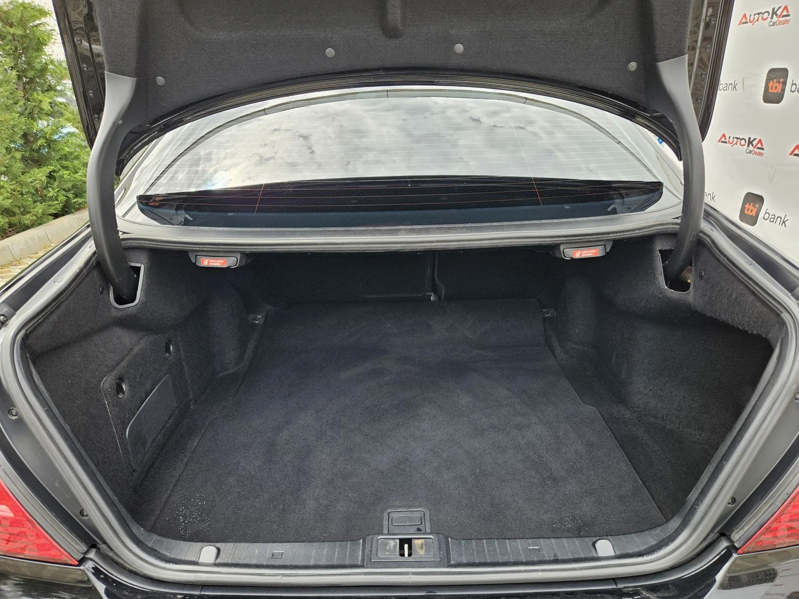 Mercedes-Benz E 320 3.2i-224кс= АВТОМАТ= 4Х4= ОБДУХВАНЕ= ШИБЕДАХ - изображение 10