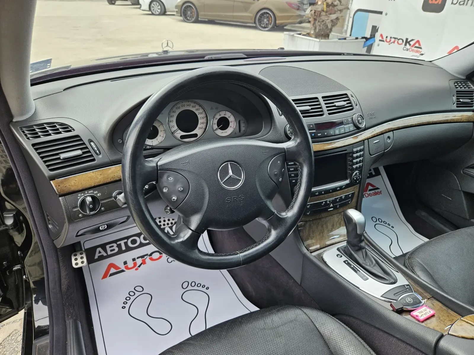 Mercedes-Benz E 320 3.2i-224кс= АВТОМАТ= 4Х4= ОБДУХВАНЕ= ШИБЕДАХ - изображение 8