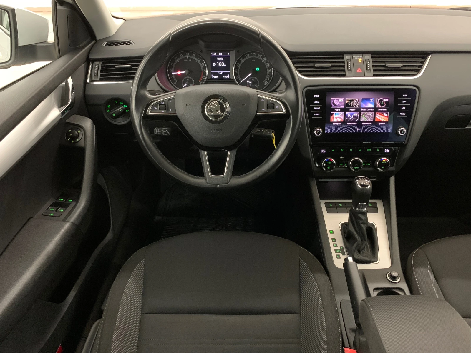 Skoda Octavia 2.0TDI 4x4 DSG 184. /DISTRONIC/PODGREV/ | Mobile.bg   11