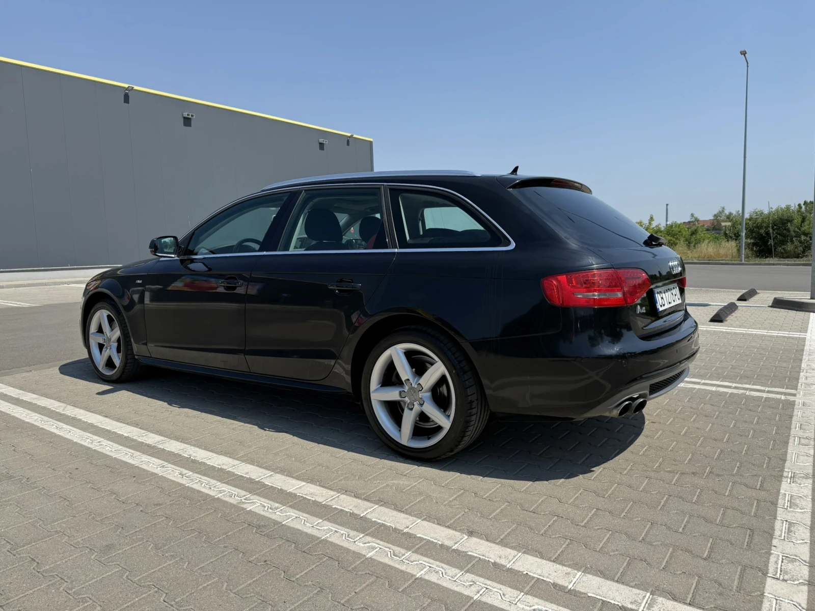 Audi A4 2.0TDI S-LINE ПАНОРАМА АВТОМАТ NAVI LANE XENON - изображение 7