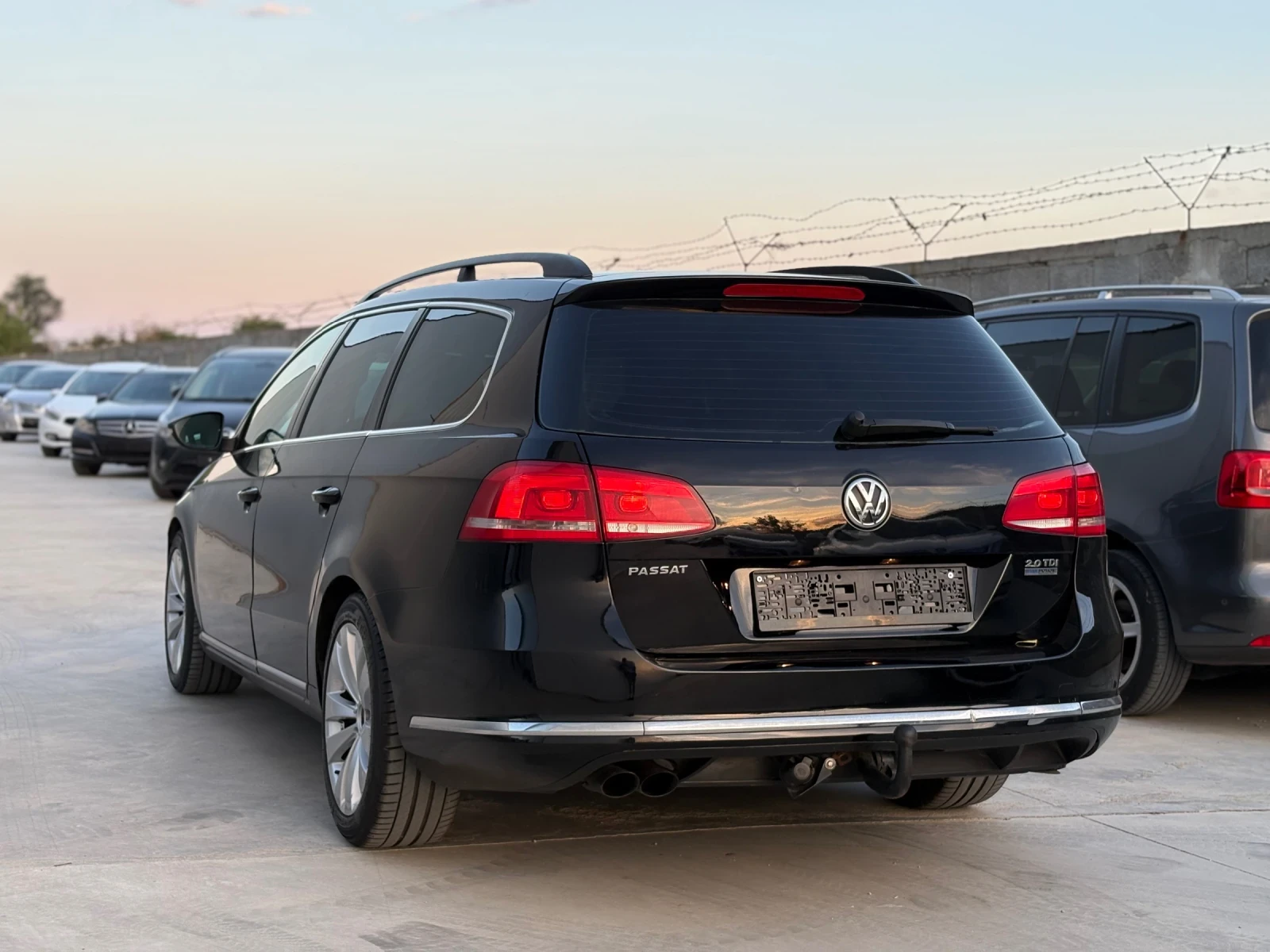VW Passat 2.0 TDI* HighLine* 170кс* Navi* Подгрев* Кожа*  - изображение 5