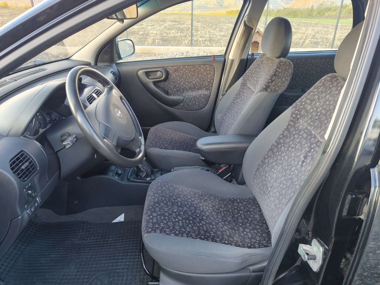 Opel Corsa 1.2i - изображение 10