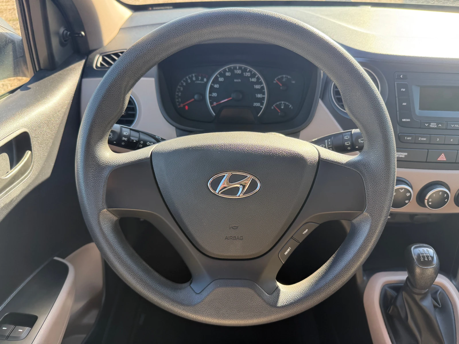 Hyundai I10 1.0i/Euro6 - изображение 10