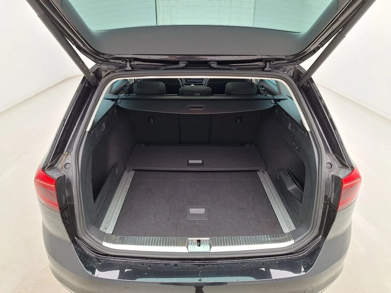 VW Passat Дигитал Панорама IQ - изображение 5