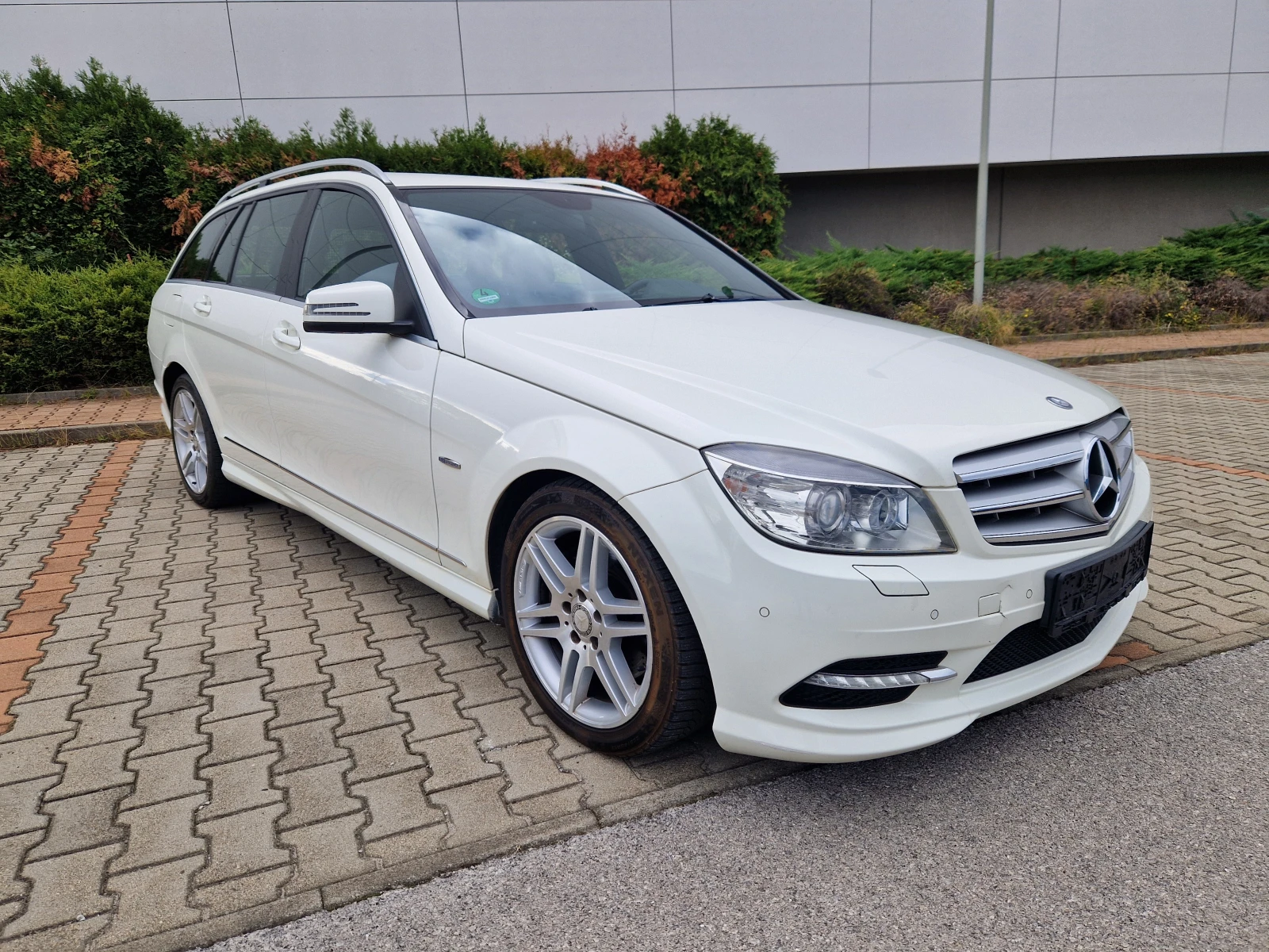 Mercedes-Benz C 350 Face/AMG/4matic/231кс - изображение 3