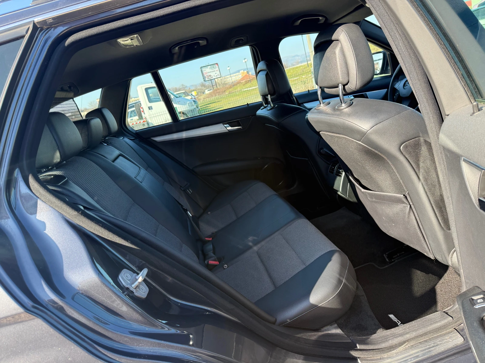 Mercedes-Benz C 220 2.2CDi, AMG, 646 | Mobile.bg � ����������� 14