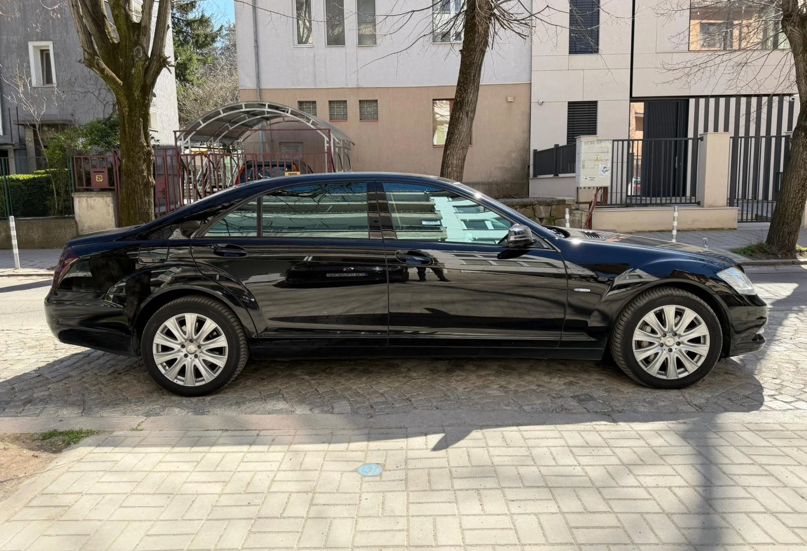 Mercedes-Benz S 500 4MATIC 7G-TRONIC, снимка 6 - Автомобили и джипове - 53860092