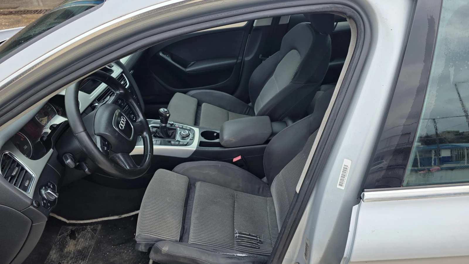 Audi A4 2.0tdi, снимка 6 - Автомобили и джипове - 53906406