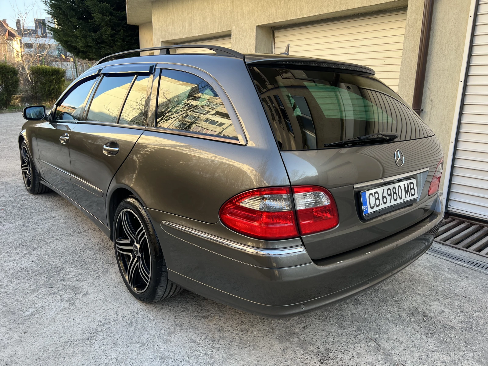 Mercedes-Benz E 320 W211, снимка 7 - Автомобили и джипове - 54060885