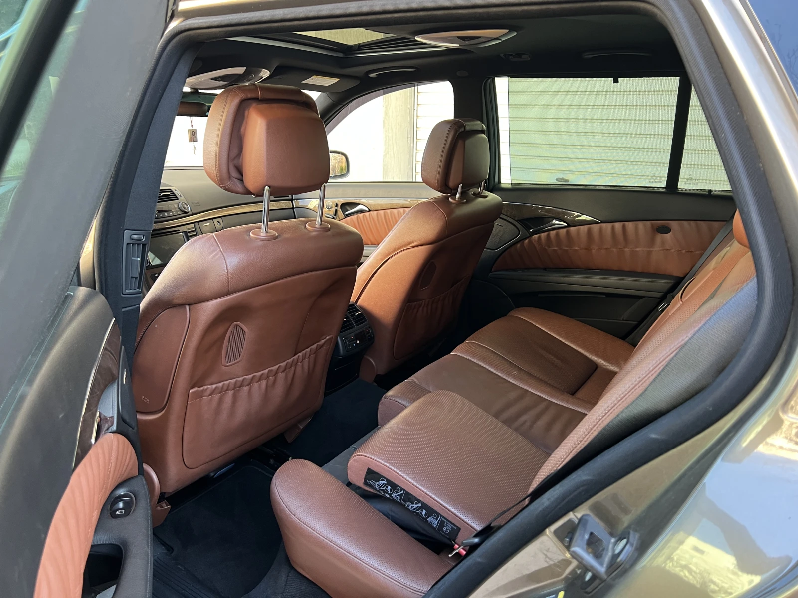 Mercedes-Benz E 320 W211, снимка 14 - Автомобили и джипове - 54060885