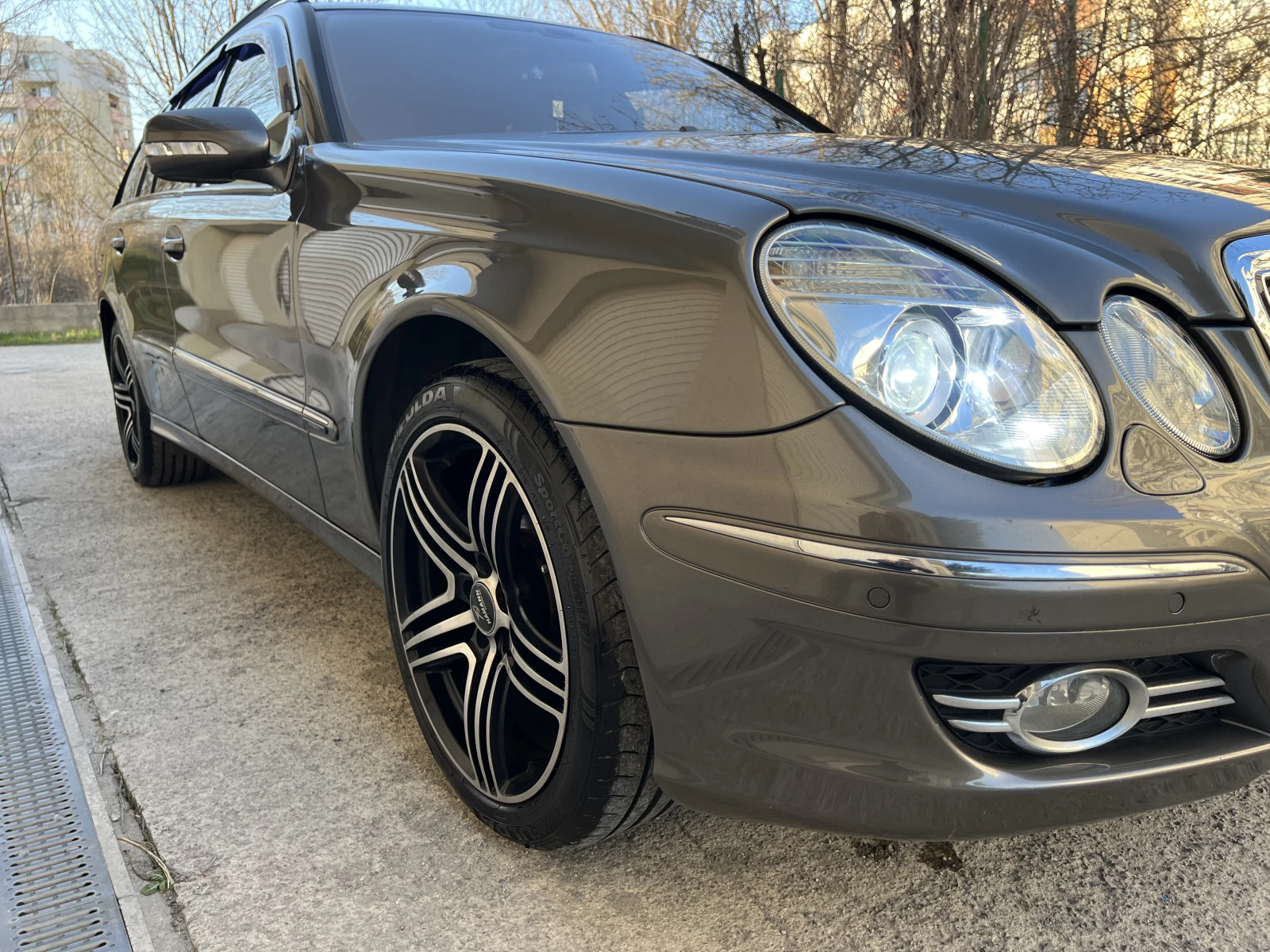 Mercedes-Benz E 320 W211, снимка 4 - Автомобили и джипове - 54060885