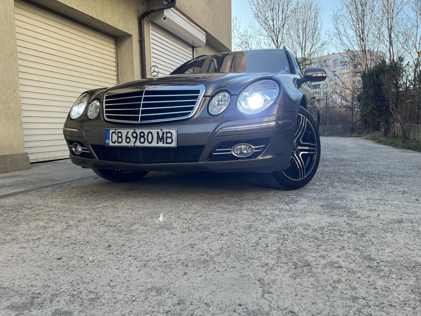 Mercedes-Benz E 320 W211, снимка 2 - Автомобили и джипове - 54060885