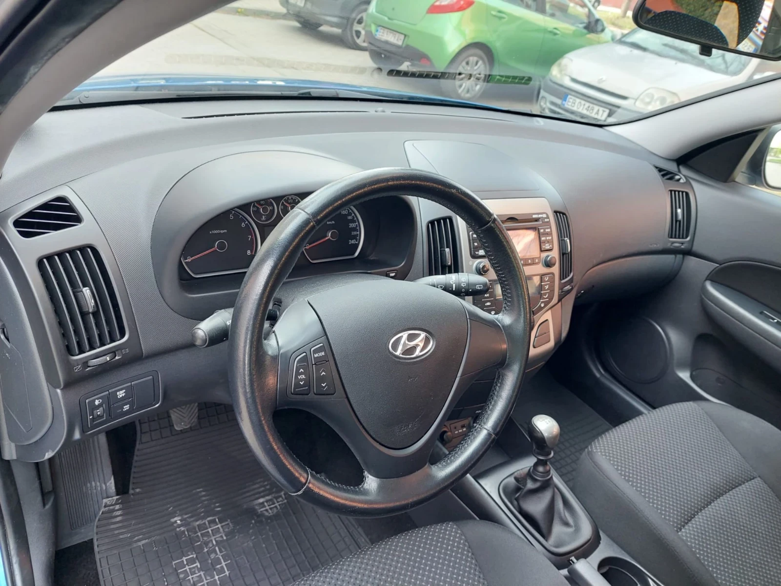 Hyundai I30 1.4 152000км. FACELIFT, снимка 9 - Автомобили и джипове - 54182084