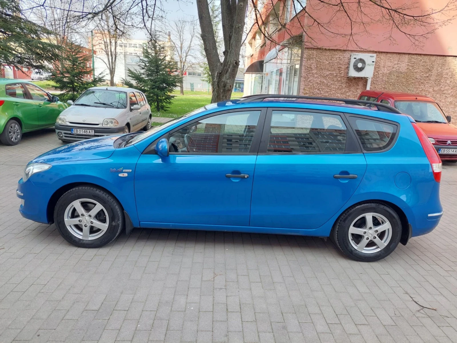 Hyundai I30 1.4 152000км. FACELIFT, снимка 4 - Автомобили и джипове - 54182084