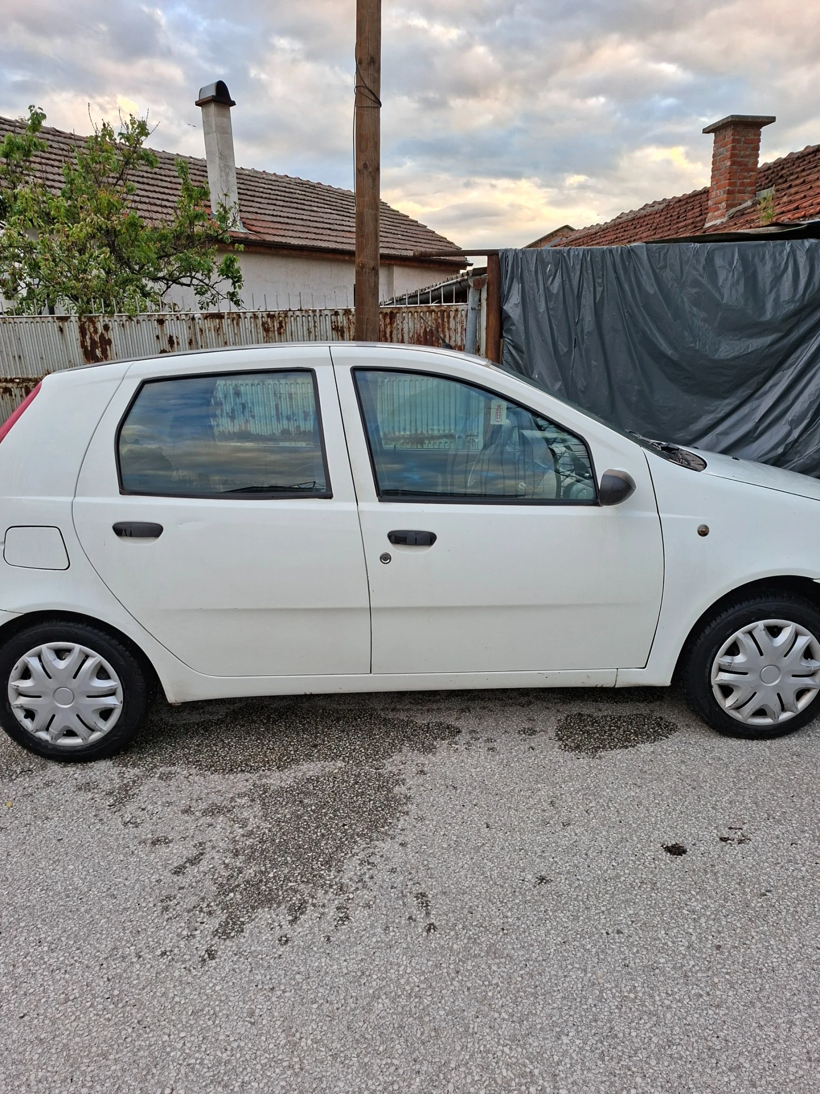 Fiat Punto, снимка 4 - Автомобили и джипове - 54599929