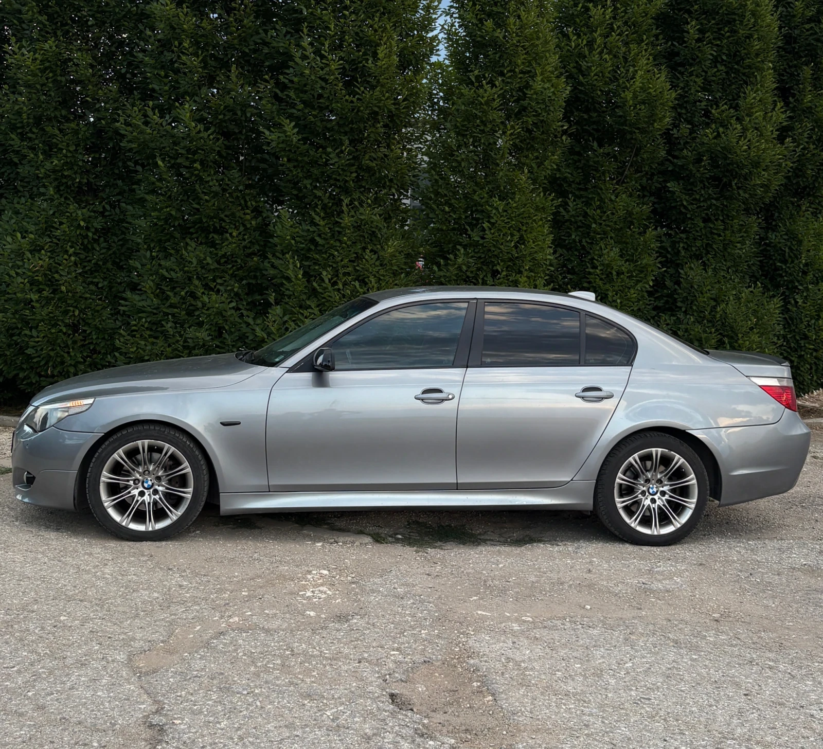 BMW 530, снимка 4 - Автомобили и джипове - 55355844
