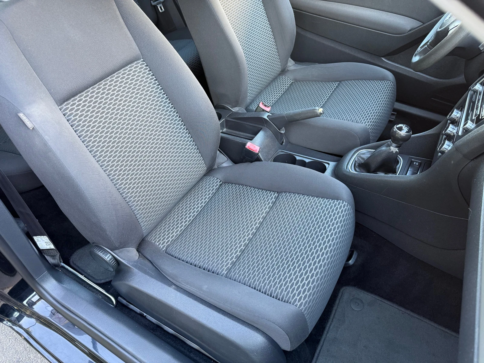 VW Golf, снимка 8 - Автомобили и джипове - 55895114