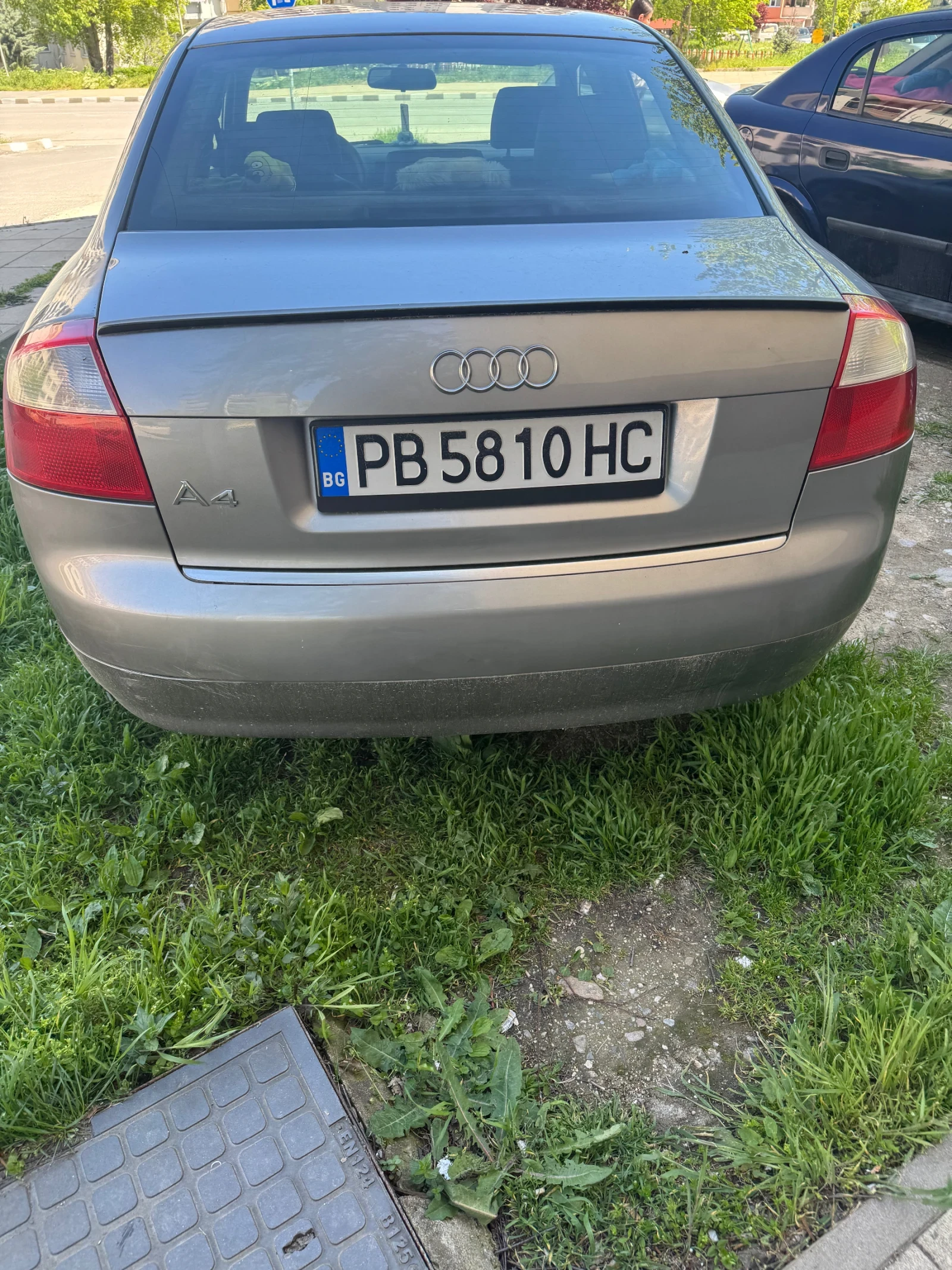 Audi A4 1.9 tdi, снимка 2 - Автомобили и джипове - 56166932