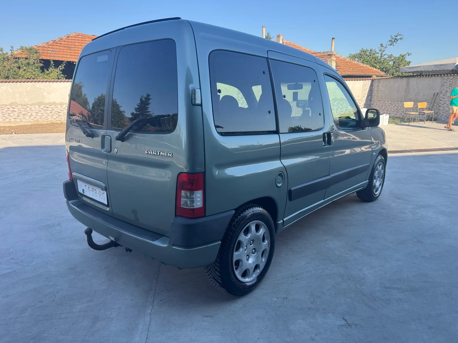 Peugeot Partner 1.6 бензин , снимка 8 - Автомобили и джипове - 56717038