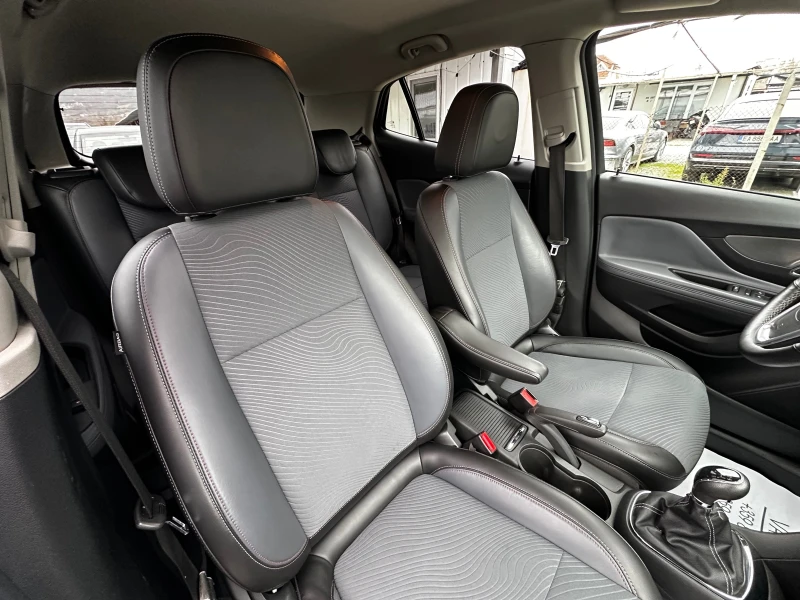 Opel Mokka 1.4i 4x4 Exclusive* КАТО НОВА, снимка 9 - Автомобили и джипове - 52890886