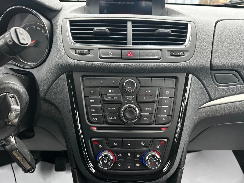 Opel Mokka 1.4i 4x4 Exclusive* КАТО НОВА, снимка 15 - Автомобили и джипове - 52890886
