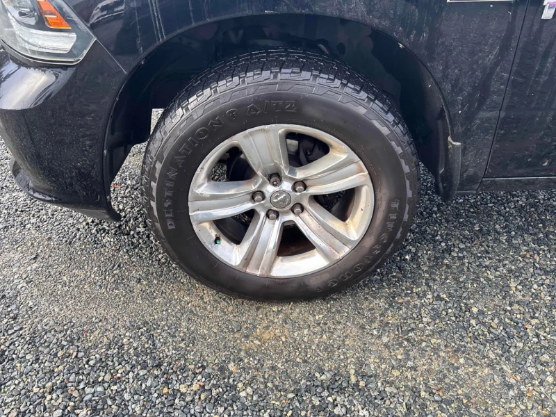 Dodge RAM 1500 CARFAX* АВТОФИНАНСИРАНЕ* БЕЗ ПЪРВОНАЧАЛНА ВНОСКА* , снимка 7 - Автомобили и джипове - 52946151