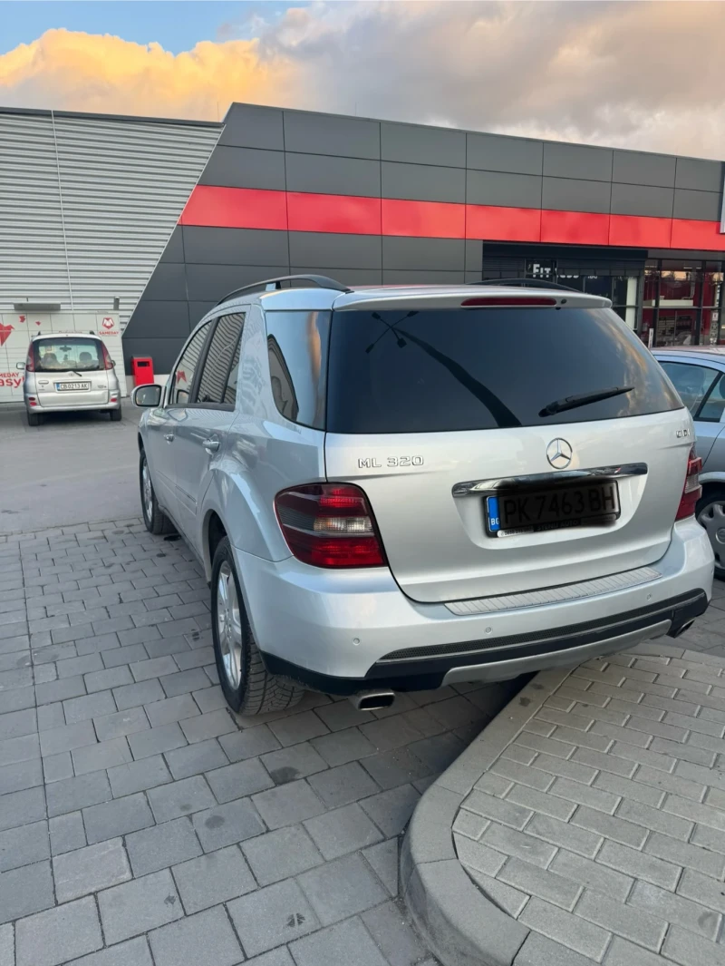 Mercedes-Benz ML 320 W164, снимка 5 - Автомобили и джипове - 53087740