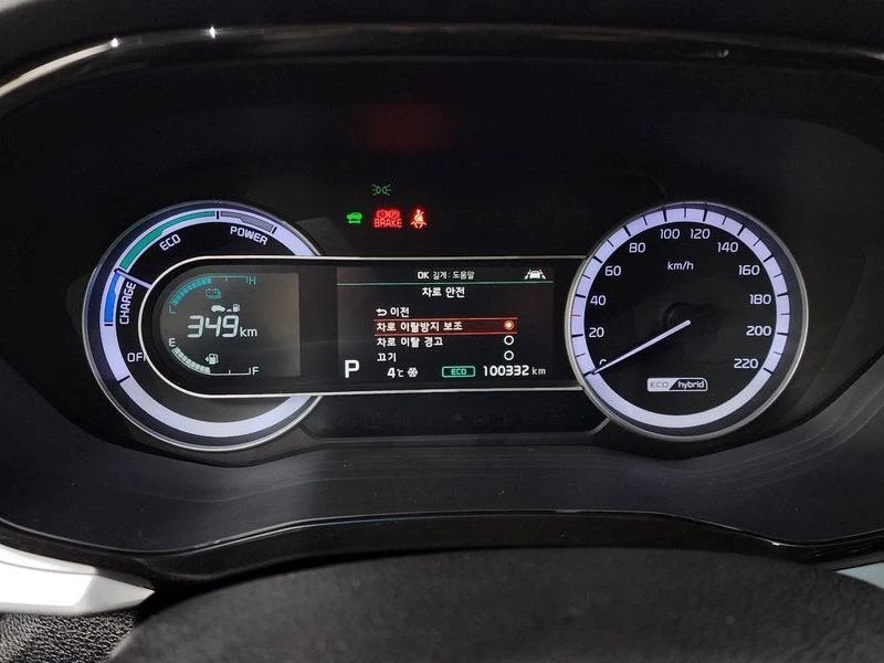 Kia Niro 1.6 HEV| 139к.с.| ВКЛ.ТЕХНОТЕСТ, снимка 8 - Автомобили и джипове - 55183584
