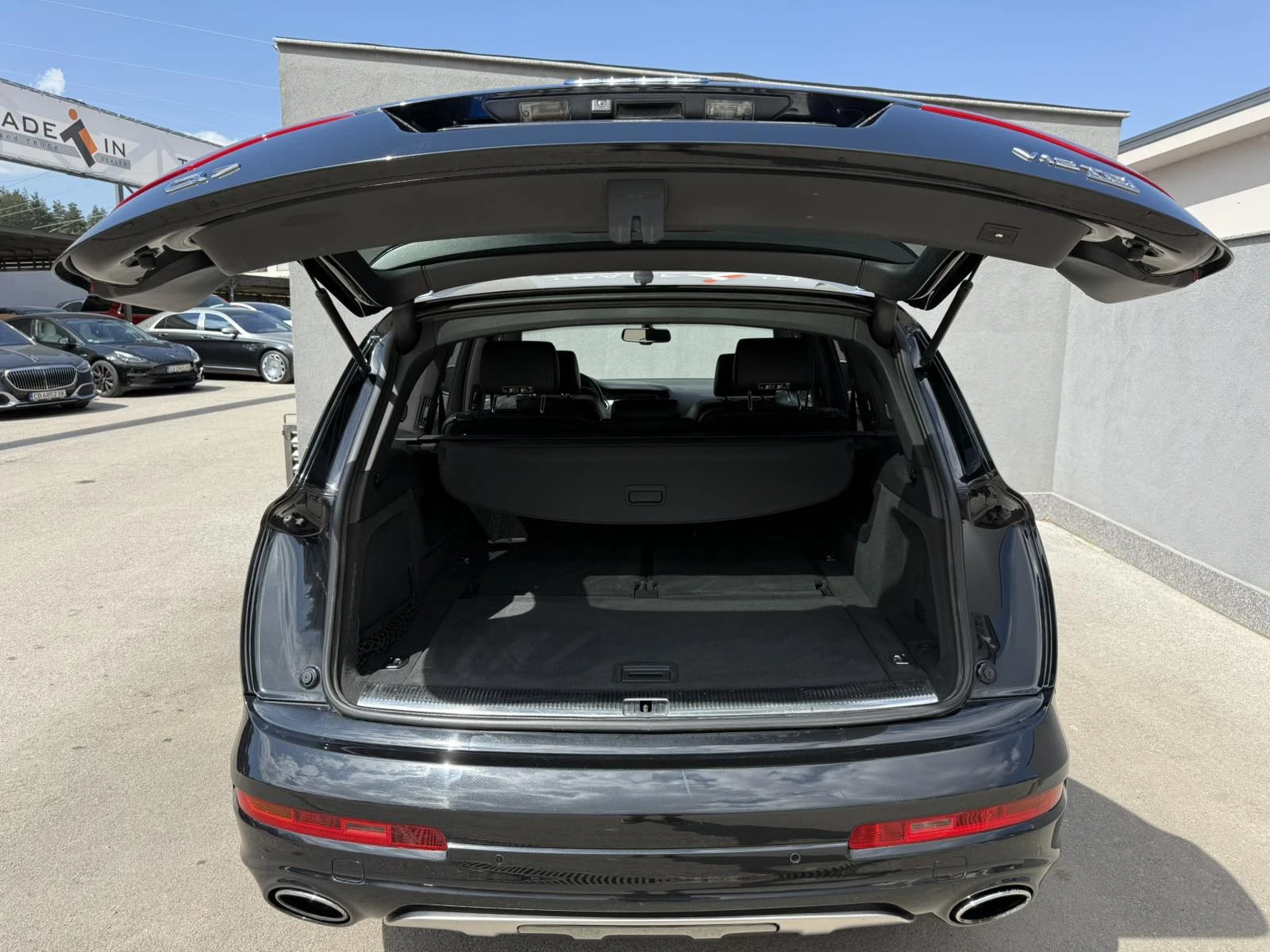 Audi Q7 V12 TDI - изображение 8
