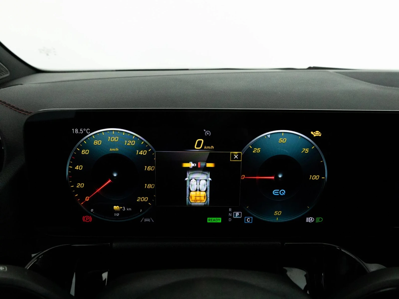 Mercedes-Benz EQA 250 AMG Line - изображение 6
