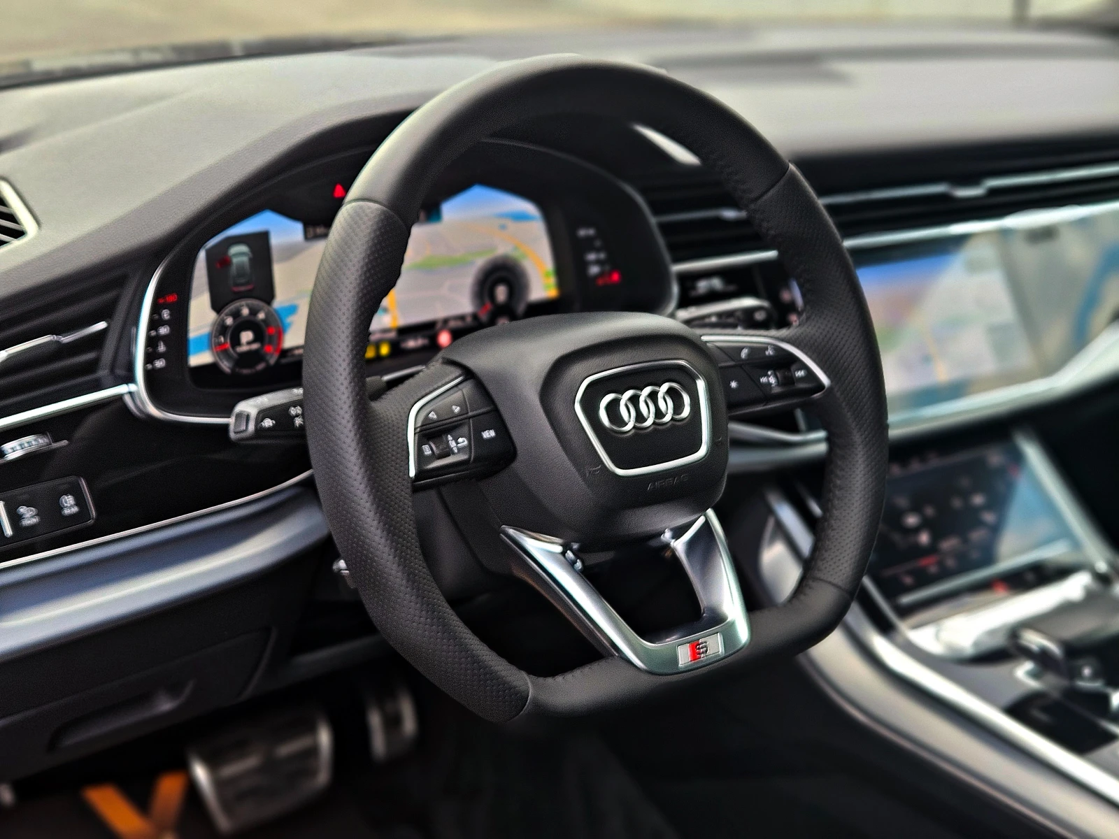 Audi Q8 SQ8/S-LINE/50TDI/DISTR/PANO/3DCAM/B&O/ПОДГР/AIR/LI - изображение 10