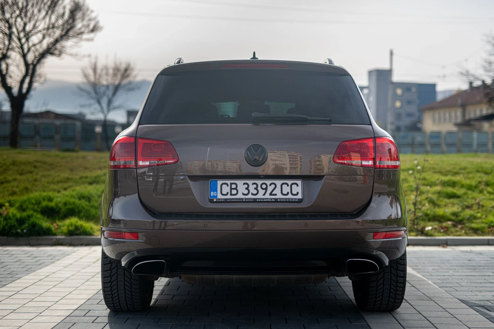 VW Touareg 4.2TDI 360cam - изображение 4