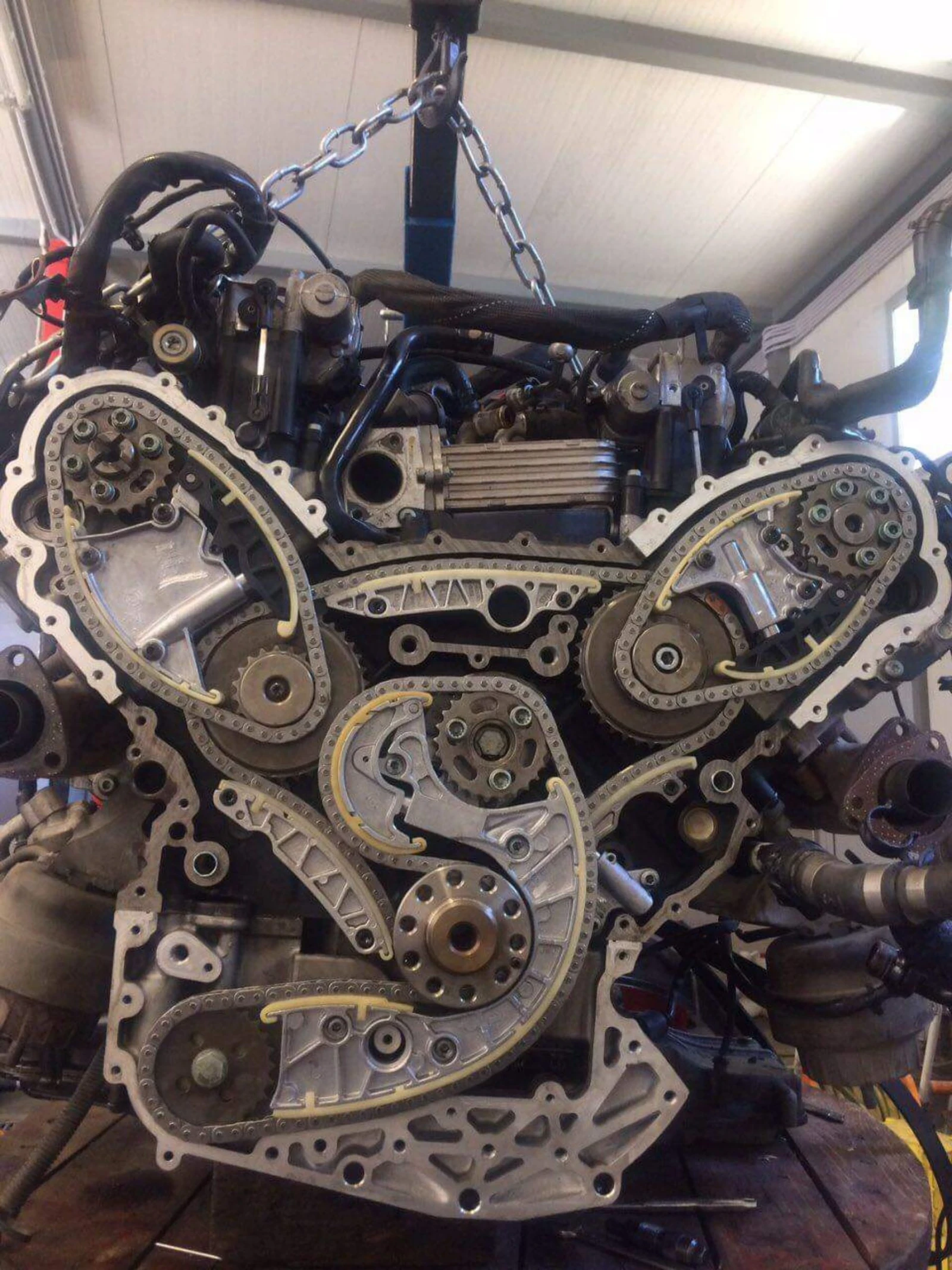 VW Touareg 4.2TDI 360cam | Mobile.bg   12