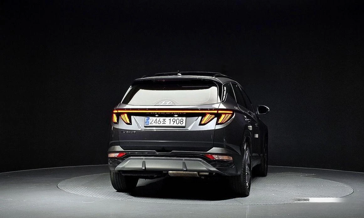 Hyundai Tucson Diesel 2.0 2WD Inspiration - изображение 4